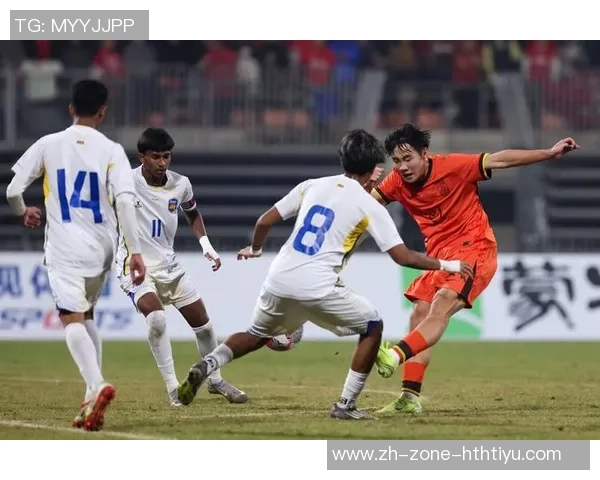 重庆黑豹足球队奋勇拼搏展现团队精神助力城市足球发展新篇章